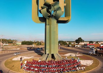 Intensa brigada de limpieza el fin de semana, encabezada por el Presidente Municipal de Tecomán Elías Antonio Lozano Ochoa.
