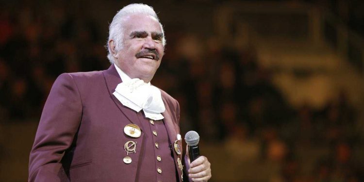 Vicente Fernández, el Hombre, el Cantante, el Ídolo