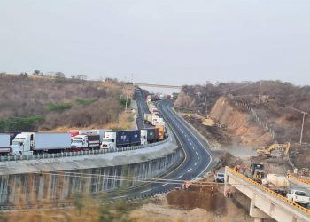 Nuevo colapso de autopista Guzmán a Colima