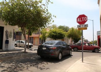 Habilita Ayuntamiento de Colima crucero “uno y uno” en las calles Matamoros y Constitución