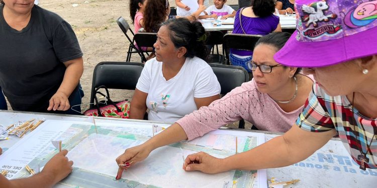 Ayuntamiento de Colima y vecinos planean el nuevo jardín de Prados del Sur