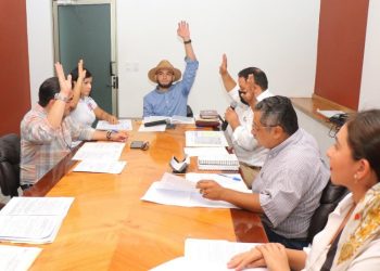 Sesiona Comisión Permanente del Congreso; citan a sesión solemne en Comala