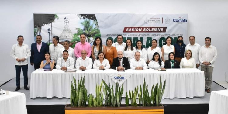 Congreso realiza Sesión Solemne en Comala, con motivo del Aniversario de la Instalación de su Primer Ayuntamiento