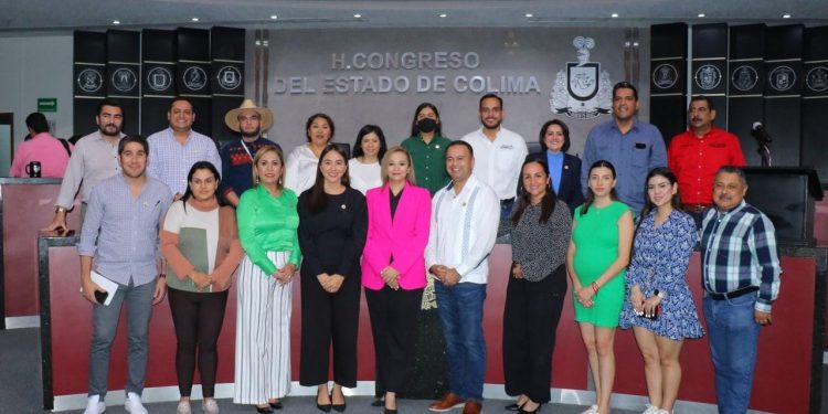 En comparecencia, Legislativo cuestiona sobre servicios de Salud y abasto medicinal; Secretaria destaca avances del sistema que dijo haber recibido “en el abandono”