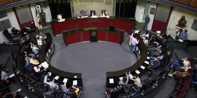 Sexagésima Legislatura clausura formalmente el Primer Periodo Ordinario de Sesiones, correspondiente al Tercer Año de Ejercicio Constitucional