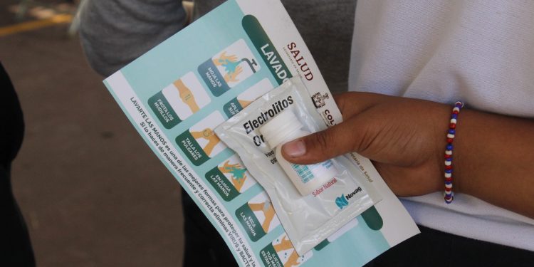 Siguen a la baja hospitalizaciones por infecciones respiratorias agudas: Salud Colima