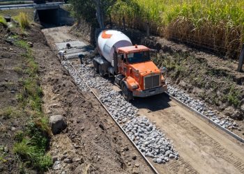 Rehabilita Gobierno Colima tres caminos saca-cosechas en el ejido Cuauhtémoc; se invierten casi 3.3 mdp