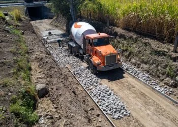 Rehabilita Gobierno Colima tres caminos saca-cosechas en el ejido Cuauhtémoc; se invierten casi 3.3 mdp