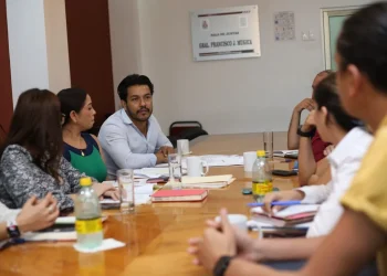 Mesa de trabajo con personal de la Fiscalía General del Estado “H. Congreso del Estado de Colima”