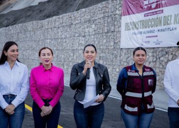 Indira entregó reconstrucción del Km 34 y obras de drenaje en carretera Villa- Minatitlán; se invirtieron casi 95 mdp