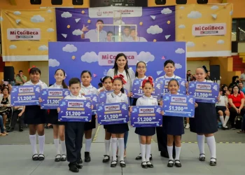 Mi ColiBeca para Empezar llega a casi 3,900 estudiantes villalvarenses; este martes se dispersan 4.6 mdp