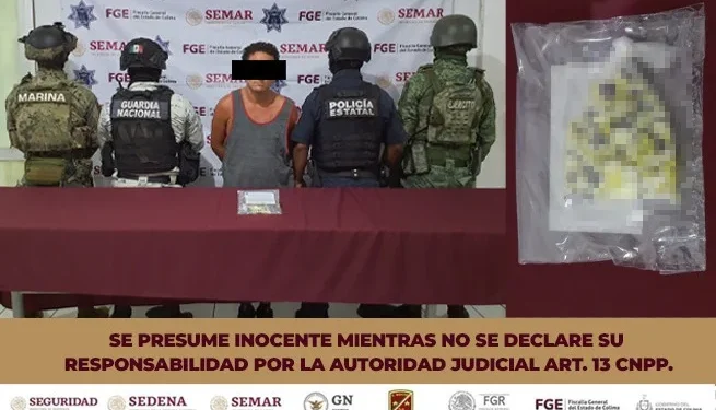 Agentes de la Policía Estatal detienen a una persona en Colima y le aseguran varias dosis de droga