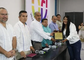 Asiste secretario de Educación y Cultura a la entrega de Premios Tepezcuintle 2024