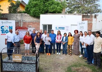 La presidenta municipal Margarita Moreno rehabilita huerto comunitario en Las Palmas