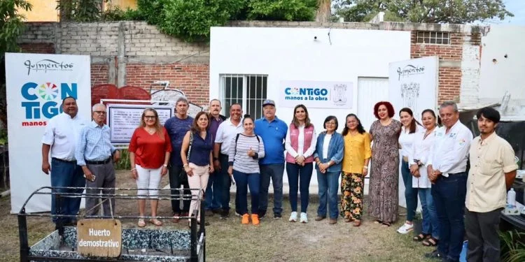 La presidenta municipal Margarita Moreno rehabilita huerto comunitario en Las Palmas