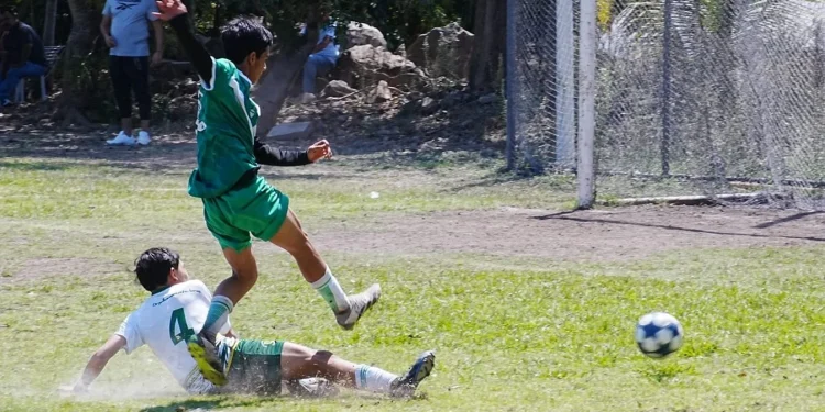 Se definen selecciones estatales en futbol varonil y skateboarding