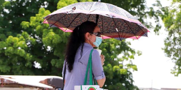 Previene Salud que exponerse a radiación solar puede causar cáncer de piel