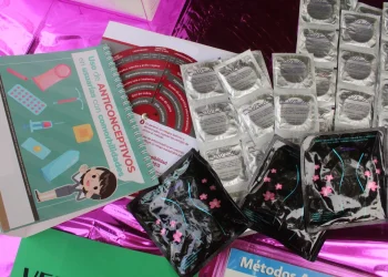 Utilizar condón es fundamental para evitar infecciones de transmisión sexual