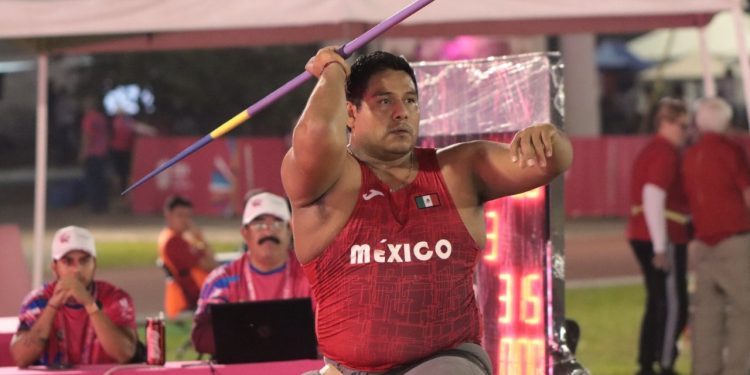 Colimense Édgar Barajas se concentra rumbo al Mundial de Paratletismo en Japón