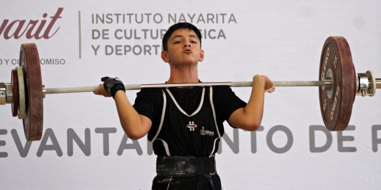 Colima suma dos clasificados directos a Nacionales Conade 2024 en halterofilia