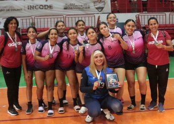 Selecciones colimenses de balonmano logran 7 medallas en la Copa Volcán 2024