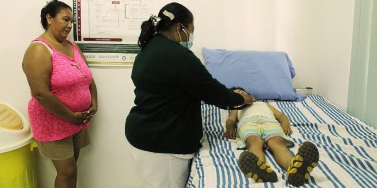 Salud ofrece Consulta del Niño Sano, para el pleno desarrollo de menores de edad