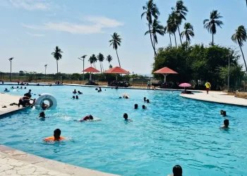 Parque Metropolitano de Tecomán sigue abierto para disfrute de habitantes y turistas
