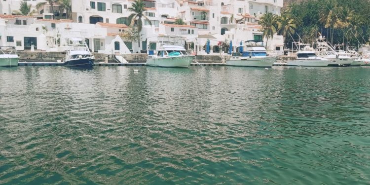 Persiste riesgo sanitario en costas de Colima, alerta Coespris