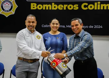 Gobernadora invita a sumarse a la 2ª Colecta Anual del Cuerpo de Bomberos Voluntarios de Colima