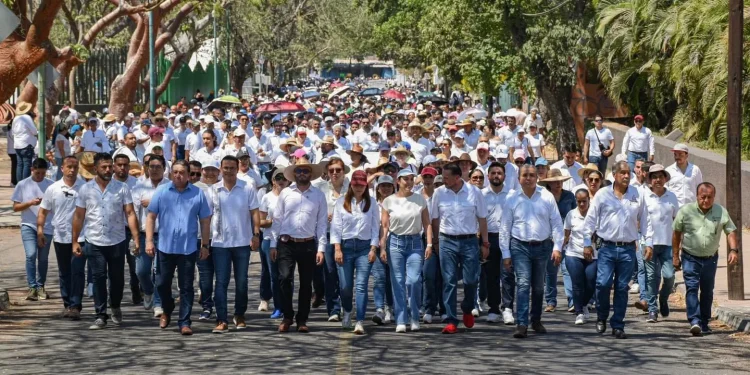 Día del Trabajo recuerda la lucha, los avances y logros de la clase trabajadora, así como retos vigentes: Gobernadora