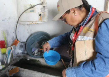 Salud Colima refuerza acciones contra el dengue en colonias y comunidades