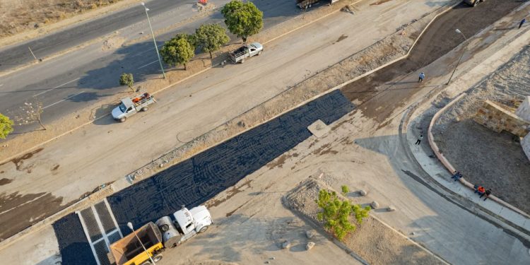 Terminaron trabajos extraordinarios en la ‘Glorieta de los Perritos’; inició ya la colocación de pavimento
