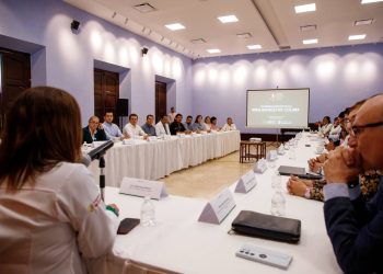 Gobiernos de México y Colima trabajan para lograr al 100% la transición a IMSS-Bienestar