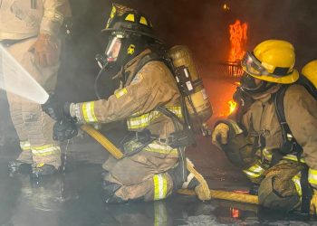 UEPC Colima se capacita en combate de incendios, para brindar auxilio a la población