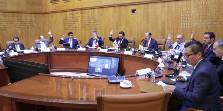 Por primera vez, el IMSS otorgará implantes cocleares a derechohabientes con discapacidad auditiva