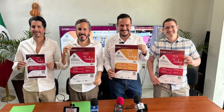 Trabajo Colima presenta programa de financiamiento para adquirir paneles solares