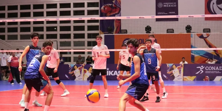 México enfrenta a Cuba en semifinales de la Copa Panamericana de Voleibol Varonil Sub17, en Colima