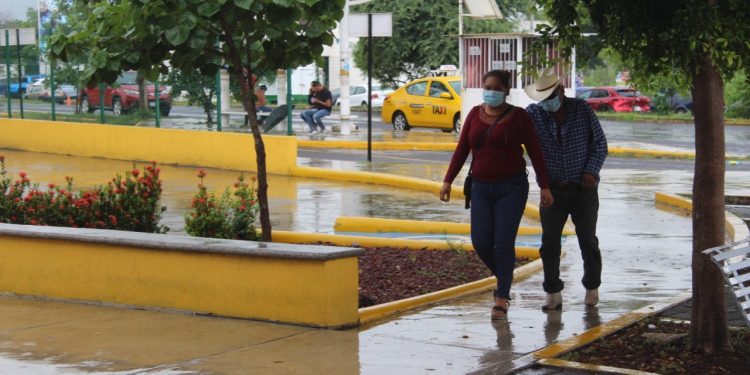 Salud Colima recomienda precauciones para cuidarse en temporada de lluvias
