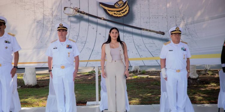 Gobierno Colima atestigua cambio de mando en la Décima Región Naval de Manzanillo