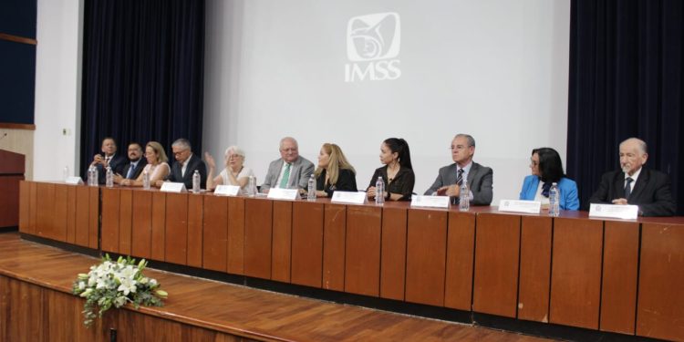 Programa “Ambiente Saludable en Hospitales”del IMSS reducirá incidencia de InfeccionesAsociadas a la Atención a la Salud