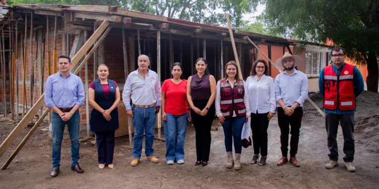 Gobierno Colima supervisa avance del 60% en construcción de aula en El Tívoli