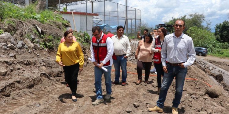 Educación Colima supervisa obras en planteles de Quesería
