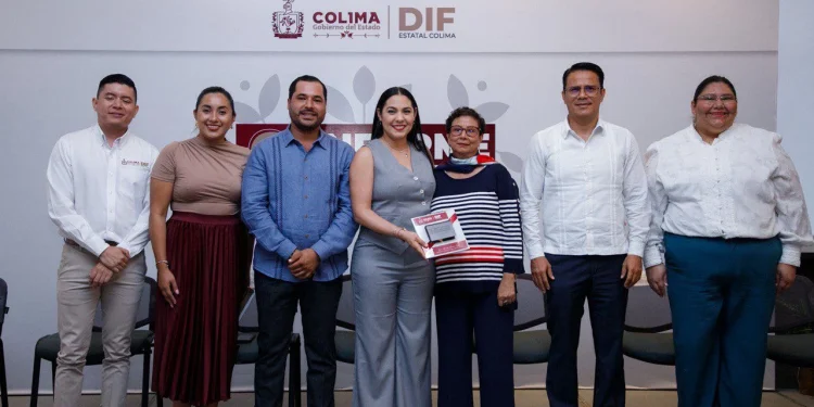 Gobernadora reconoce labor del DIF Estatal para generar bienestar entre las y los colimenses