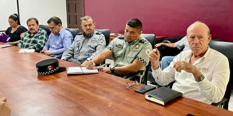 Gobierno Colima y dependencias federales exponen a magisterio refuerzos en acciones por la seguridad vial en carreteras