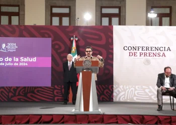 Gobierno federal basificará 19 mil trabajadores de la salud que brindaron atención durante pandemia