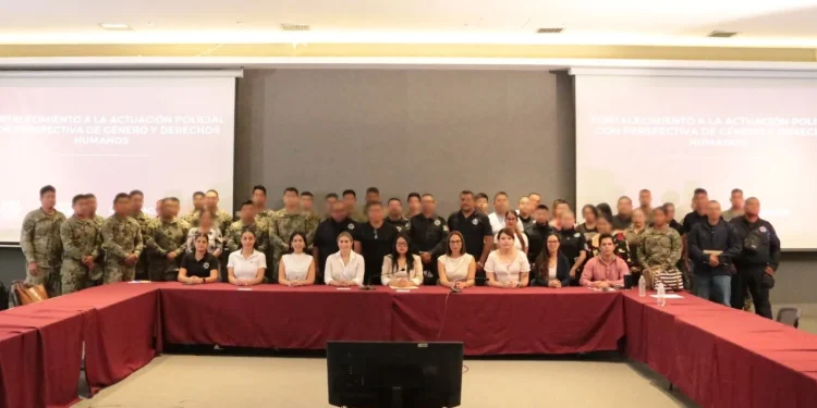 Personal de Marina, Policía Estatal y Municipales recibe capacitación en perspectiva de género y Derechos Humanos