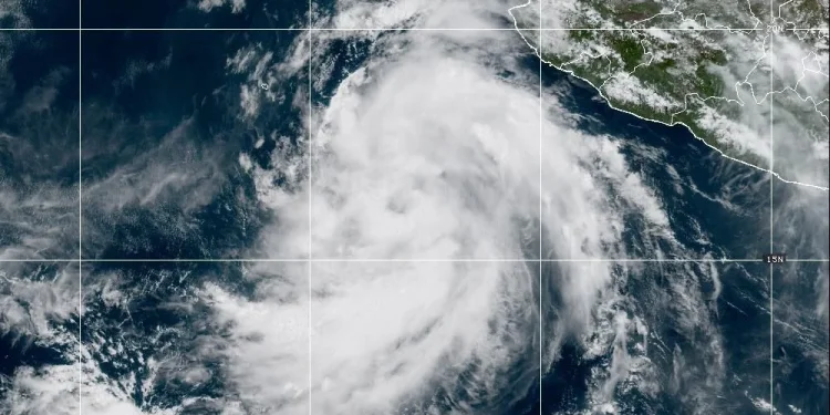 Depresión tropical Tres-E ya evolucionó a Tormenta Tropical ‘Carlotta
