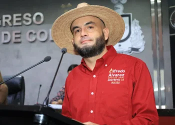 SesiónOrdinaria | El diputado Alfredo Álvarez da lectura al dictamen por el que se declara el día 09 de mayo de cada año, “Día Estatal del Mango” H Congreso del Estado de Colima