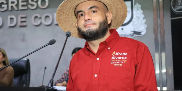 SesiónOrdinaria | El diputado Alfredo Álvarez da lectura al dictamen por el que se declara el día 09 de mayo de cada año, “Día Estatal del Mango” H Congreso del Estado de Colima