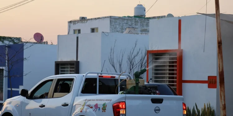 Salud Colima llevará nebulización contra dengue, zika y chikungunya a 225 colonias y comunidades de 8 municipios
